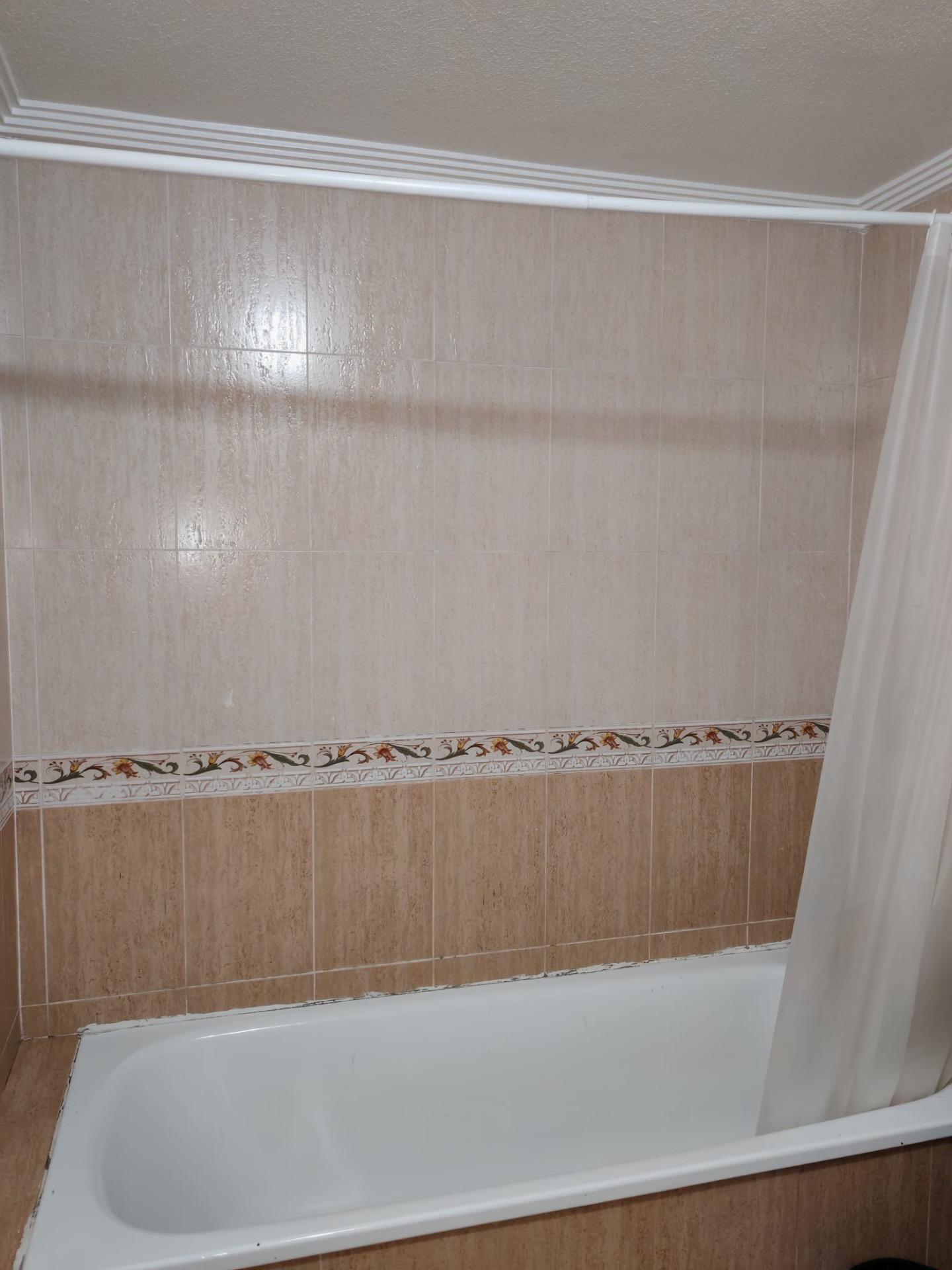 2 Bed, 2 Bath, ApartmentFor Sale, Torrevieja, Alicante