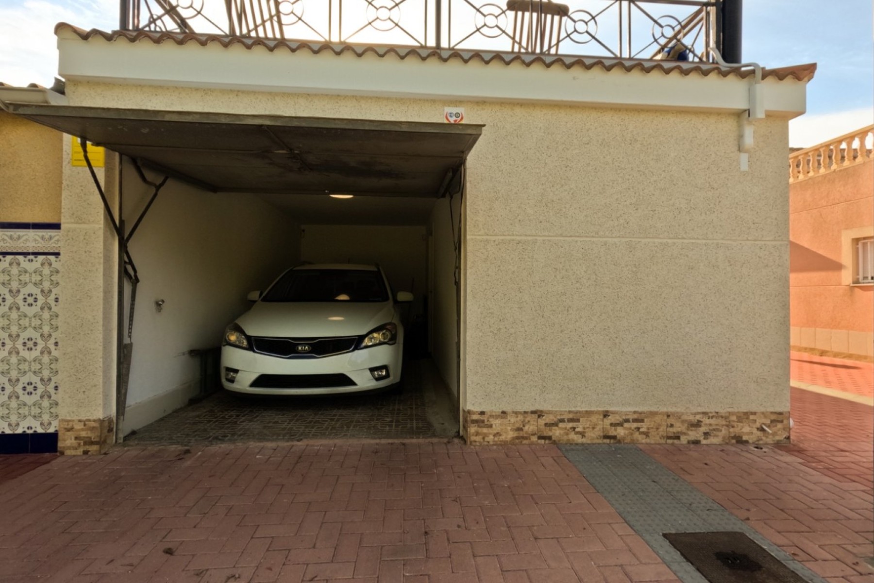 4 Bed, 2 Bath, HouseFor Sale, Torrevieja, Alicante