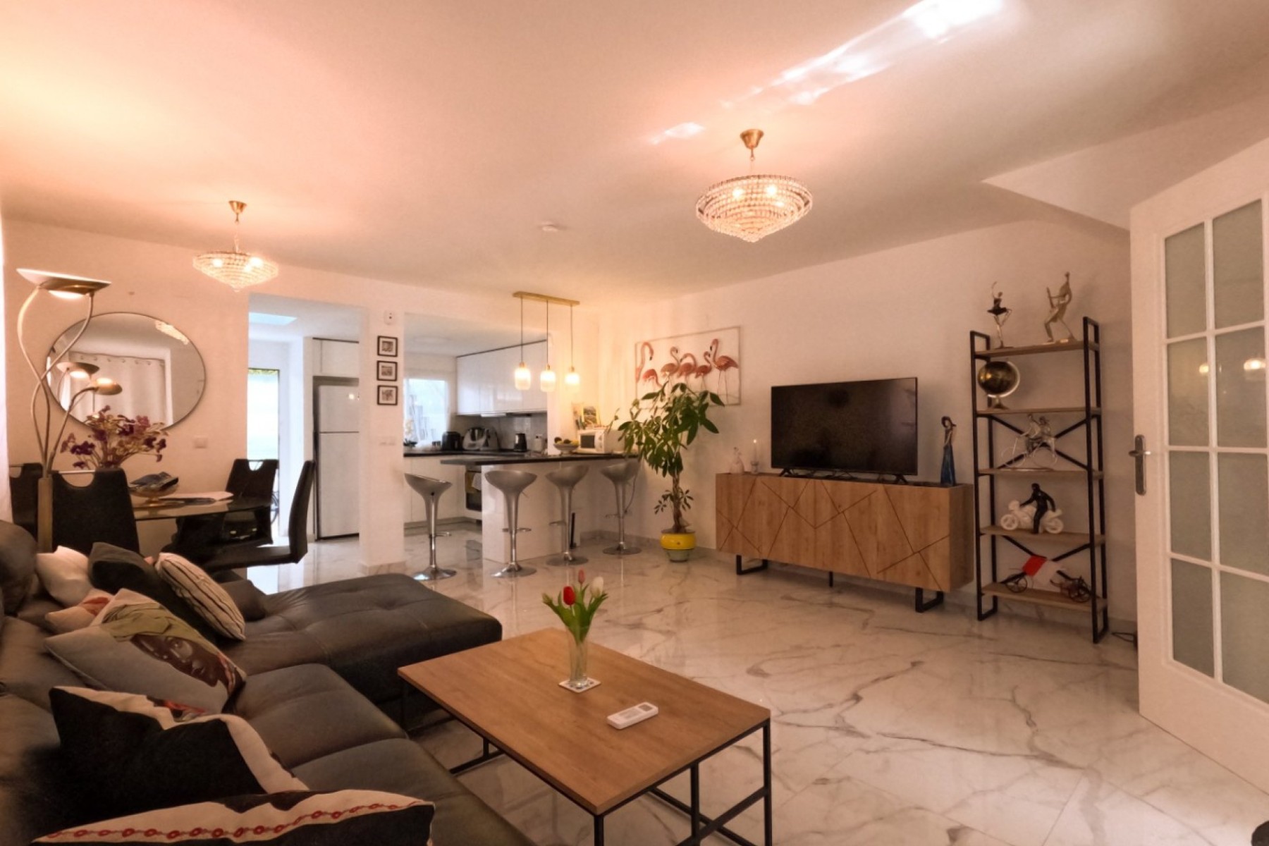 4 Bed, 2 Bath, HouseFor Sale, Torrevieja, Alicante