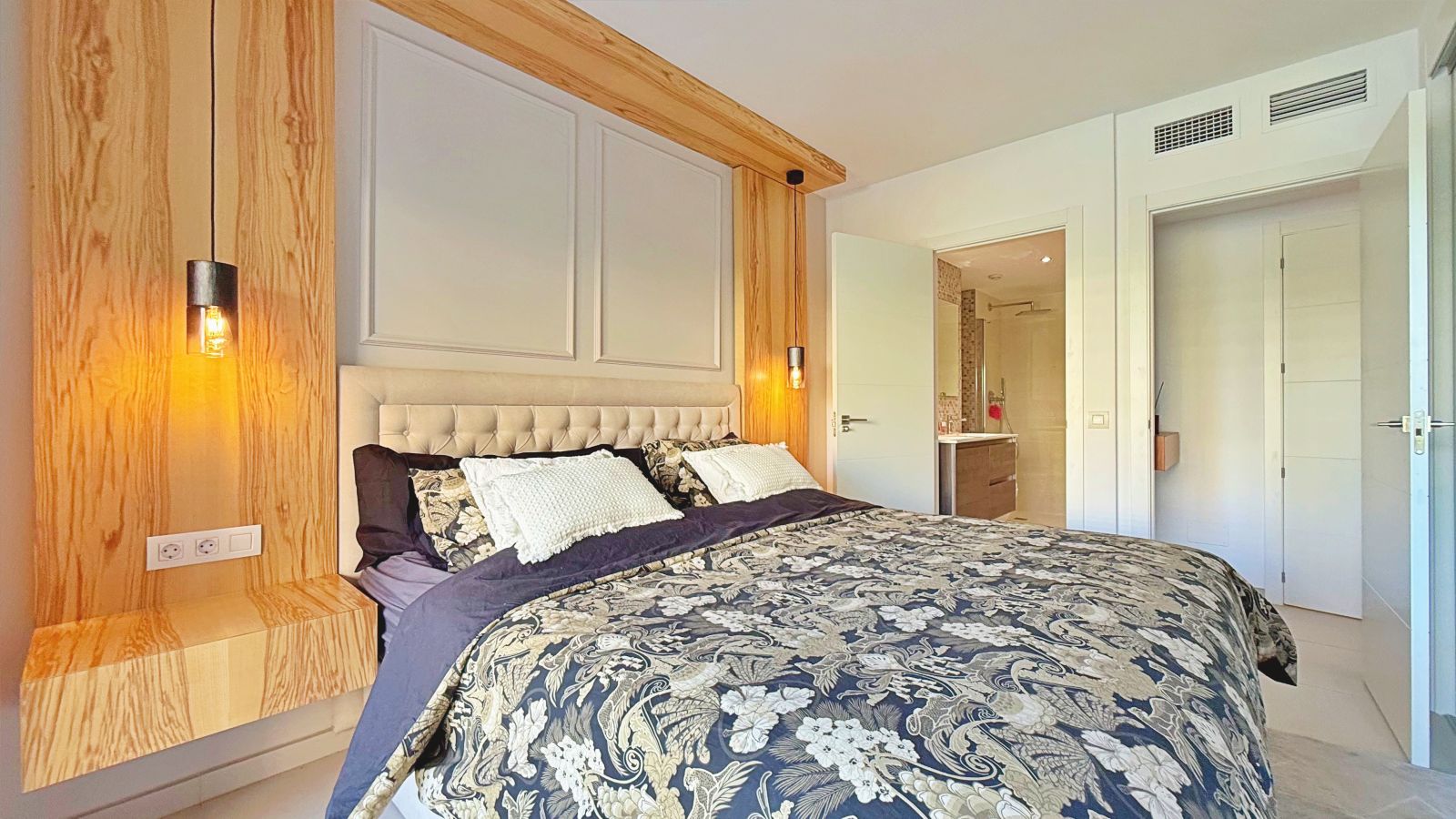 2 Bed, 2 Bath, ApartmentFor Sale, Torrevieja, Alicante