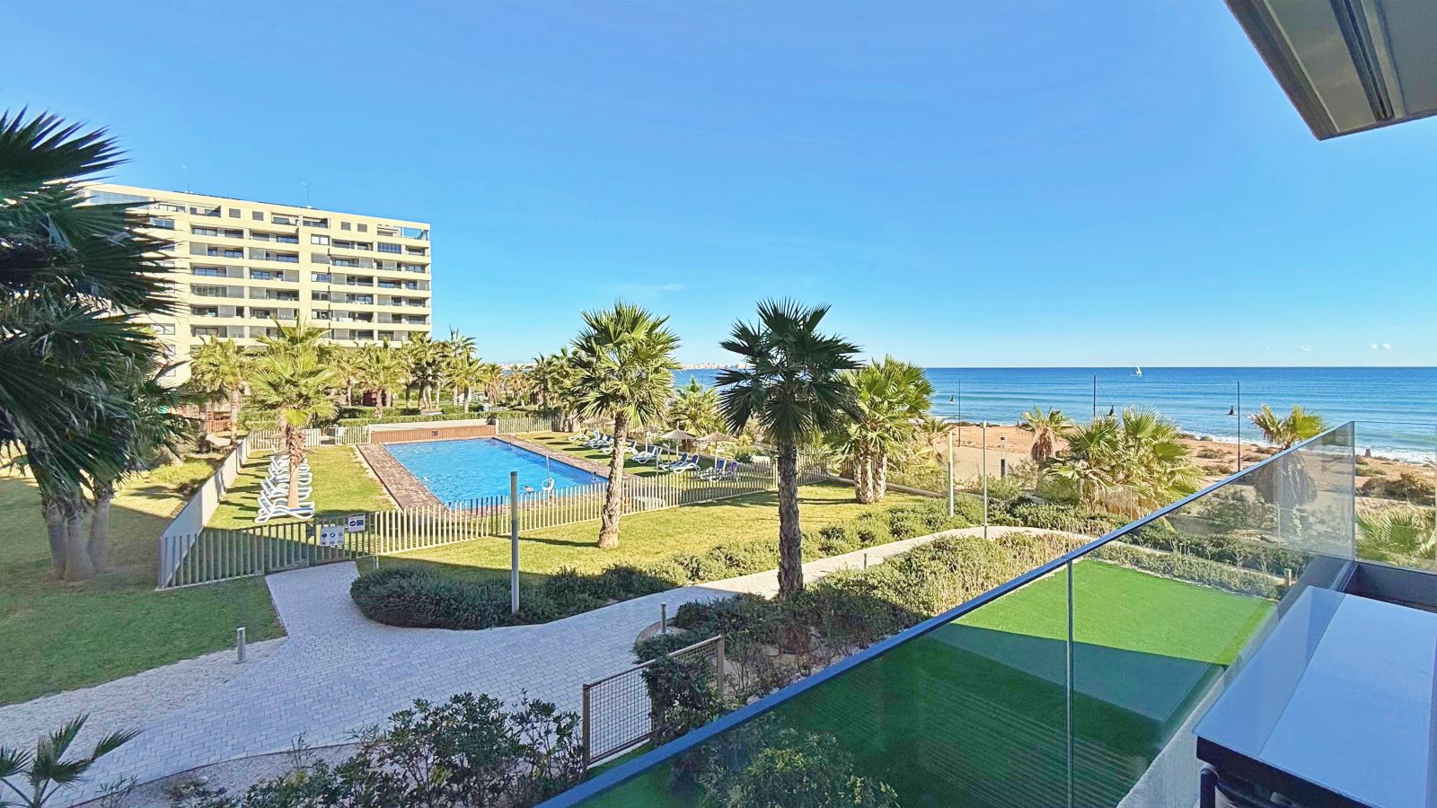 2 Bed, 2 Bath, ApartmentFor Sale, Torrevieja, Alicante