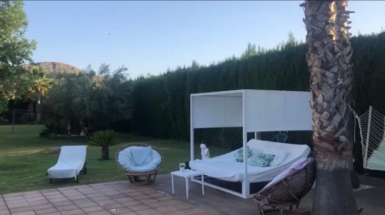 4 Bed, 3 Bath, HouseFor Sale, Elda, Alicante