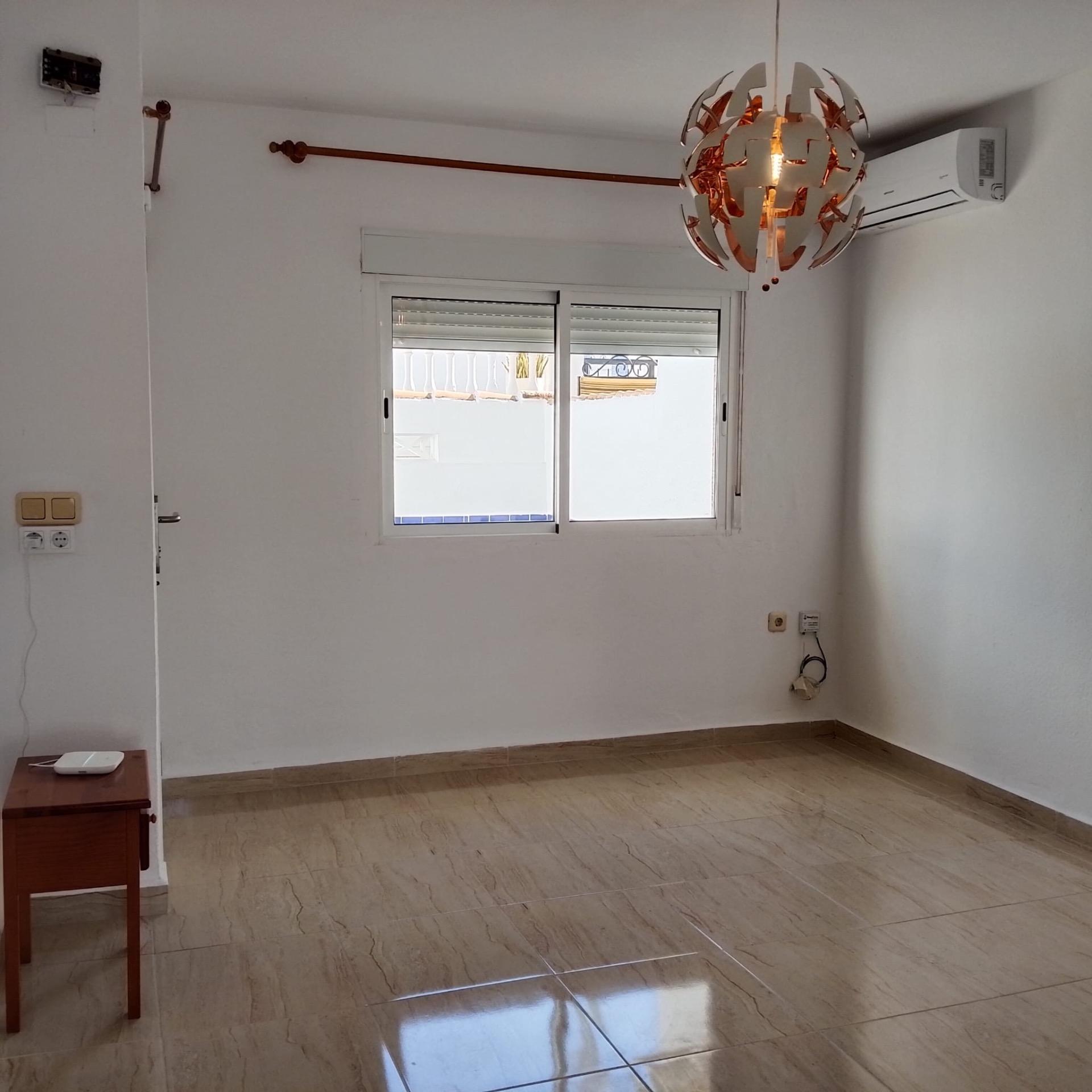 2 Bed, 1 Bath, HouseFor Sale, Torrevieja, Alicante