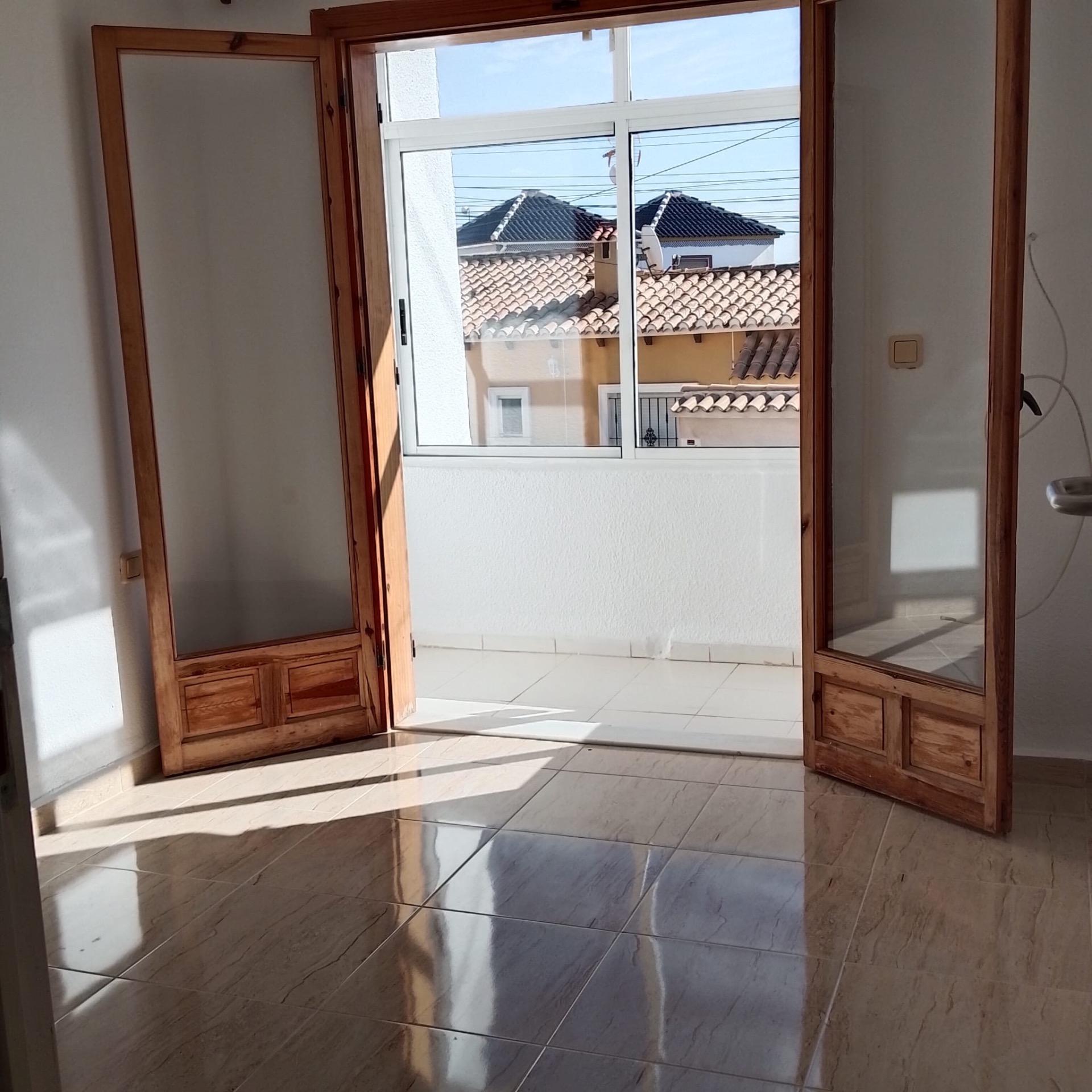 2 Bed, 1 Bath, HouseFor Sale, Torrevieja, Alicante