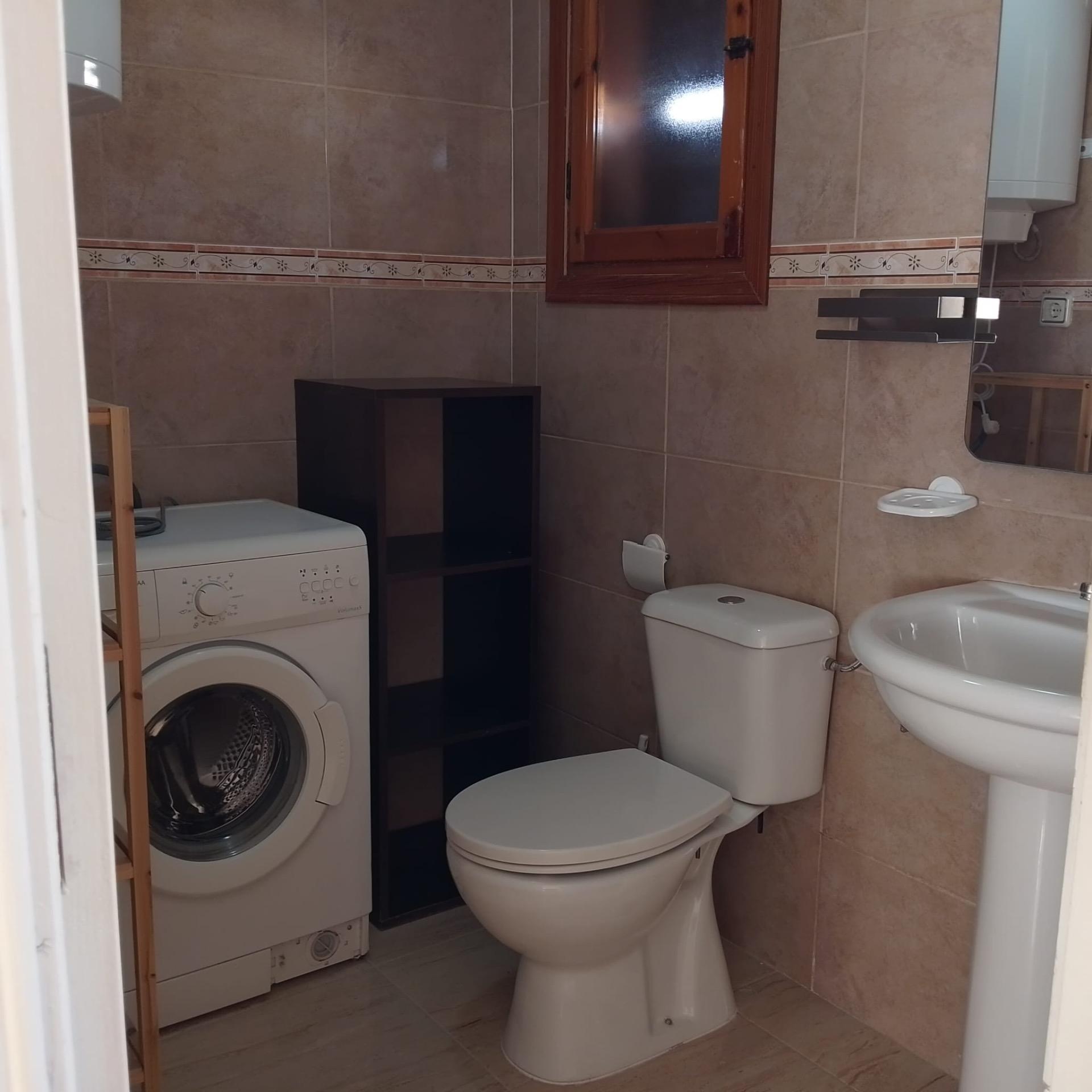 2 Bed, 1 Bath, HouseFor Sale, Torrevieja, Alicante