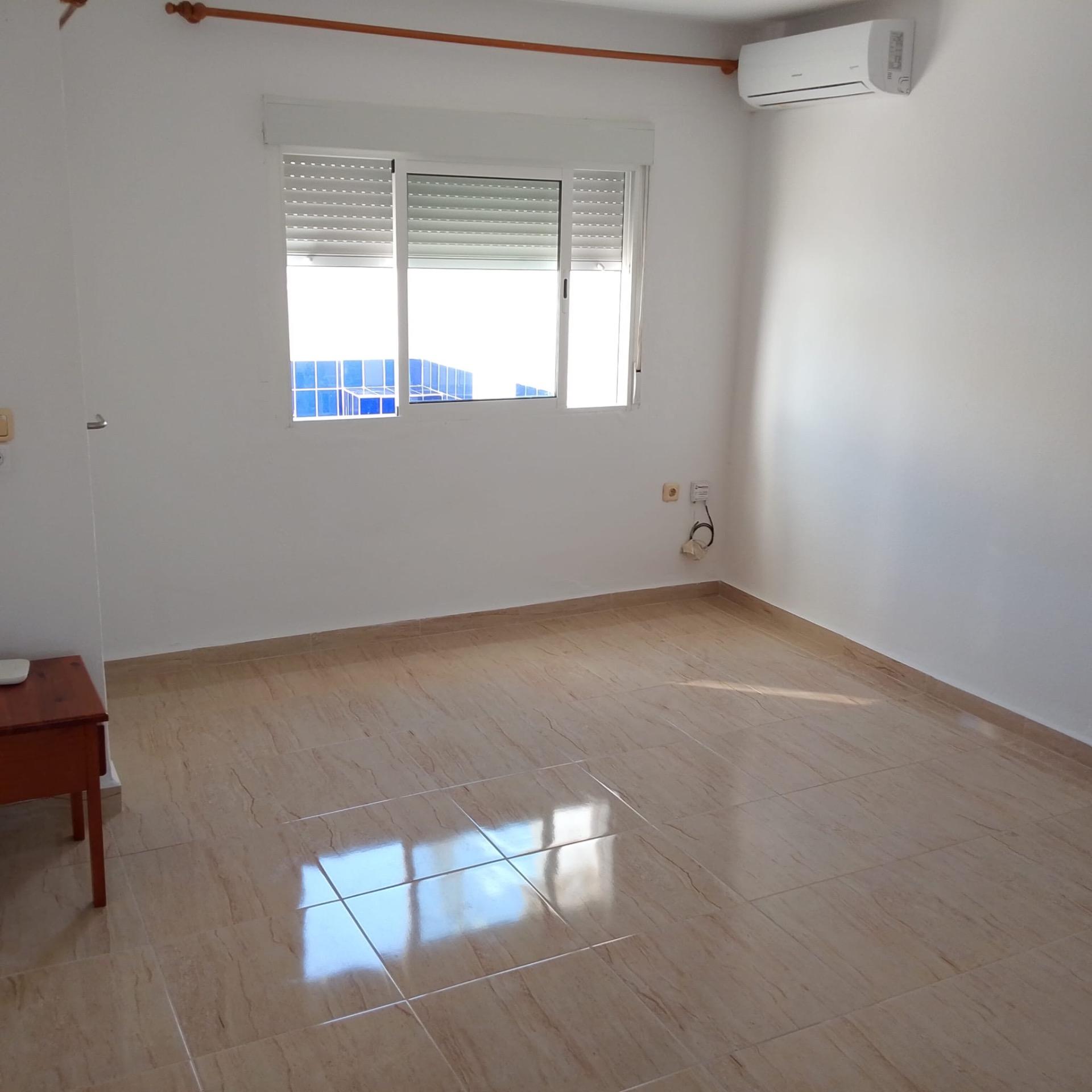 2 Bed, 1 Bath, HouseFor Sale, Torrevieja, Alicante