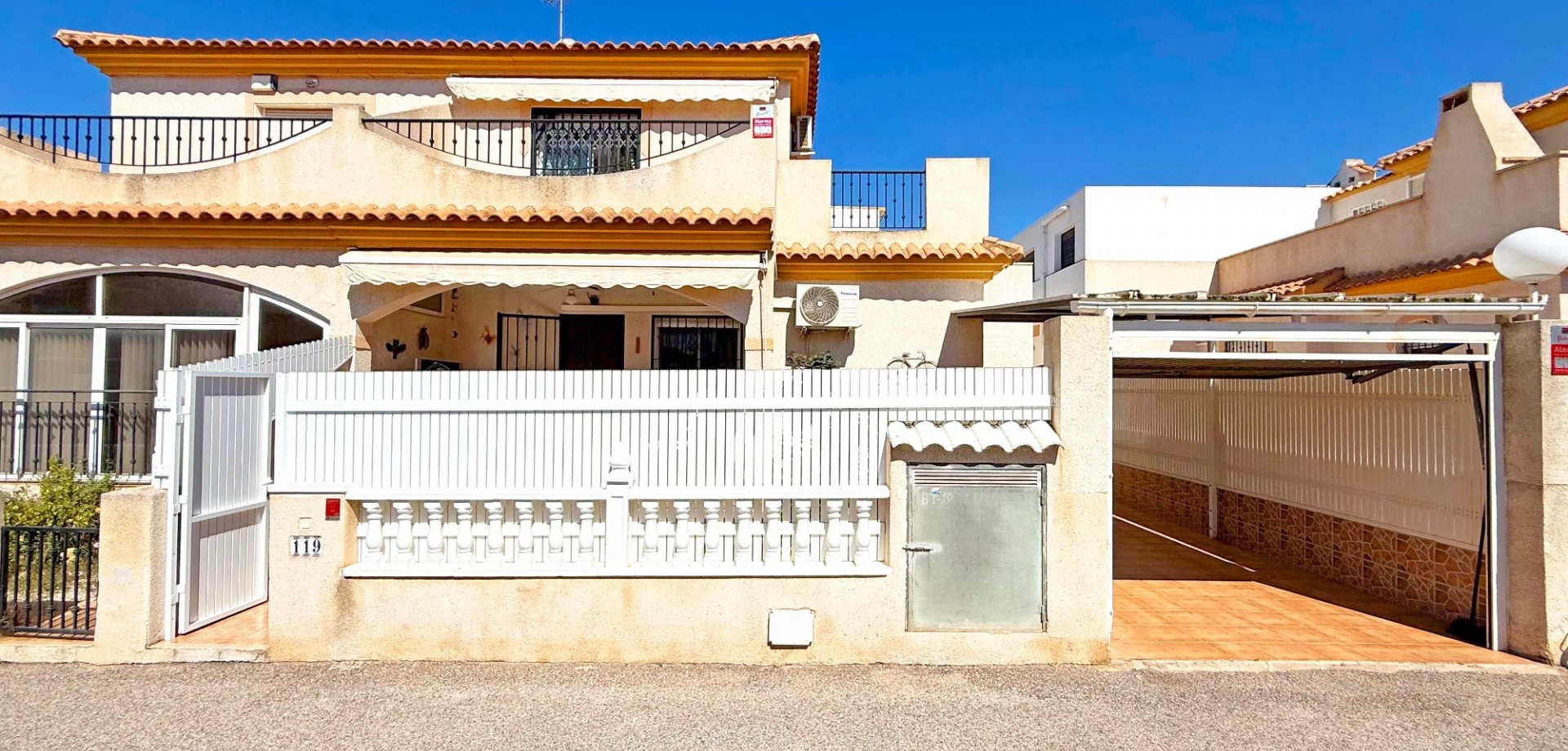 2 Bed, 2 Bath, HouseFor Sale, Orihuela Costa, Alicante
