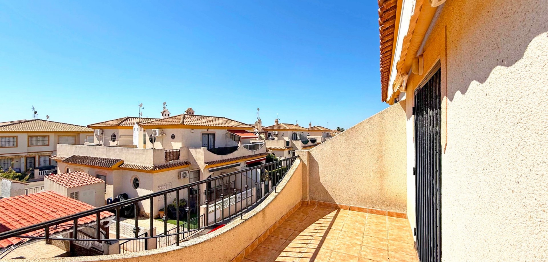 2 Bed, 2 Bath, HouseFor Sale, Orihuela Costa, Alicante