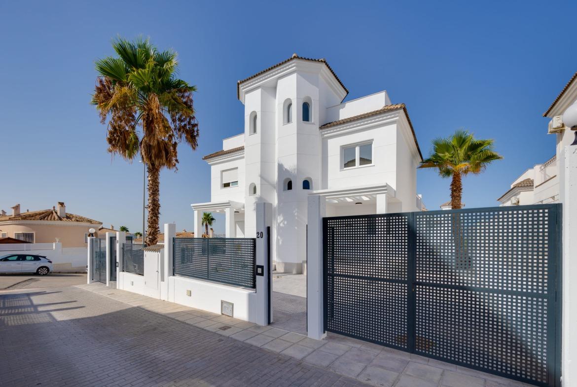 2 Bed, 3 Bath, HouseFor Sale, San Fulgencio, Alicante