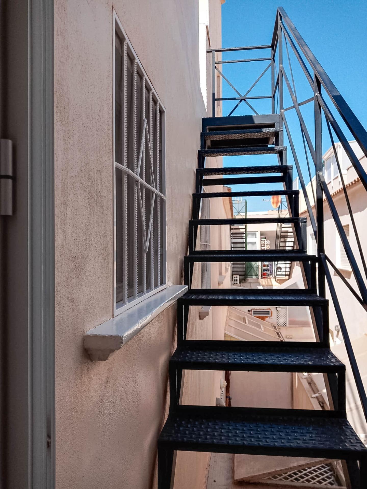 2 Bed, 1 Bath, HouseFor Sale, Torrevieja, Alicante