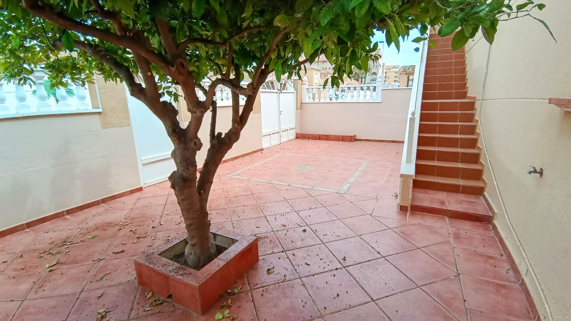 2 Bed, 1 Bath, HouseFor Sale, Torrevieja, Alicante
