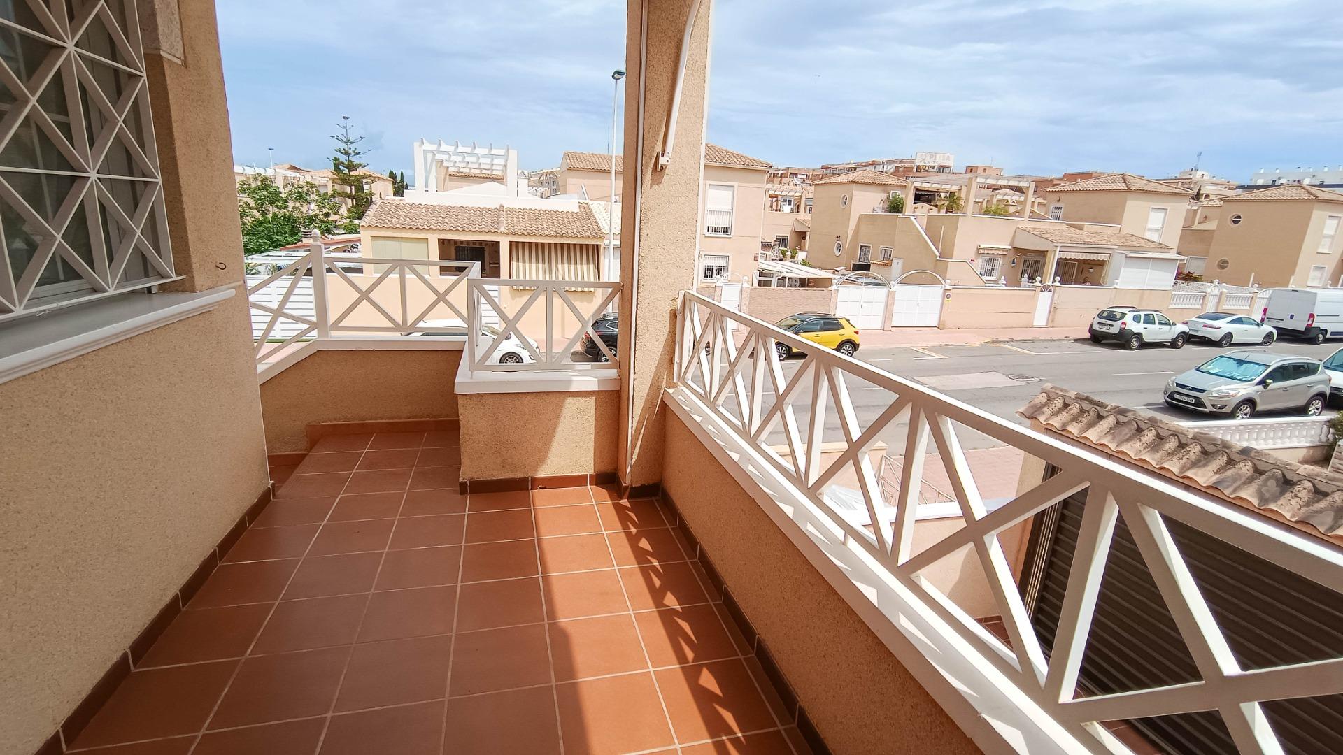 2 Bed, 1 Bath, HouseFor Sale, Torrevieja, Alicante