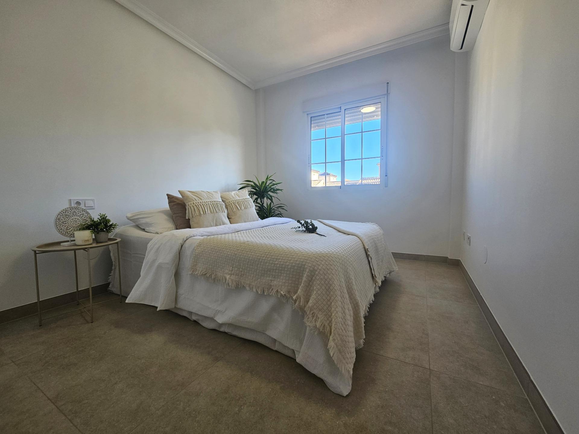 2 Bed, 1 Bath, ApartmentFor Sale, Orihuela Costa, Alicante