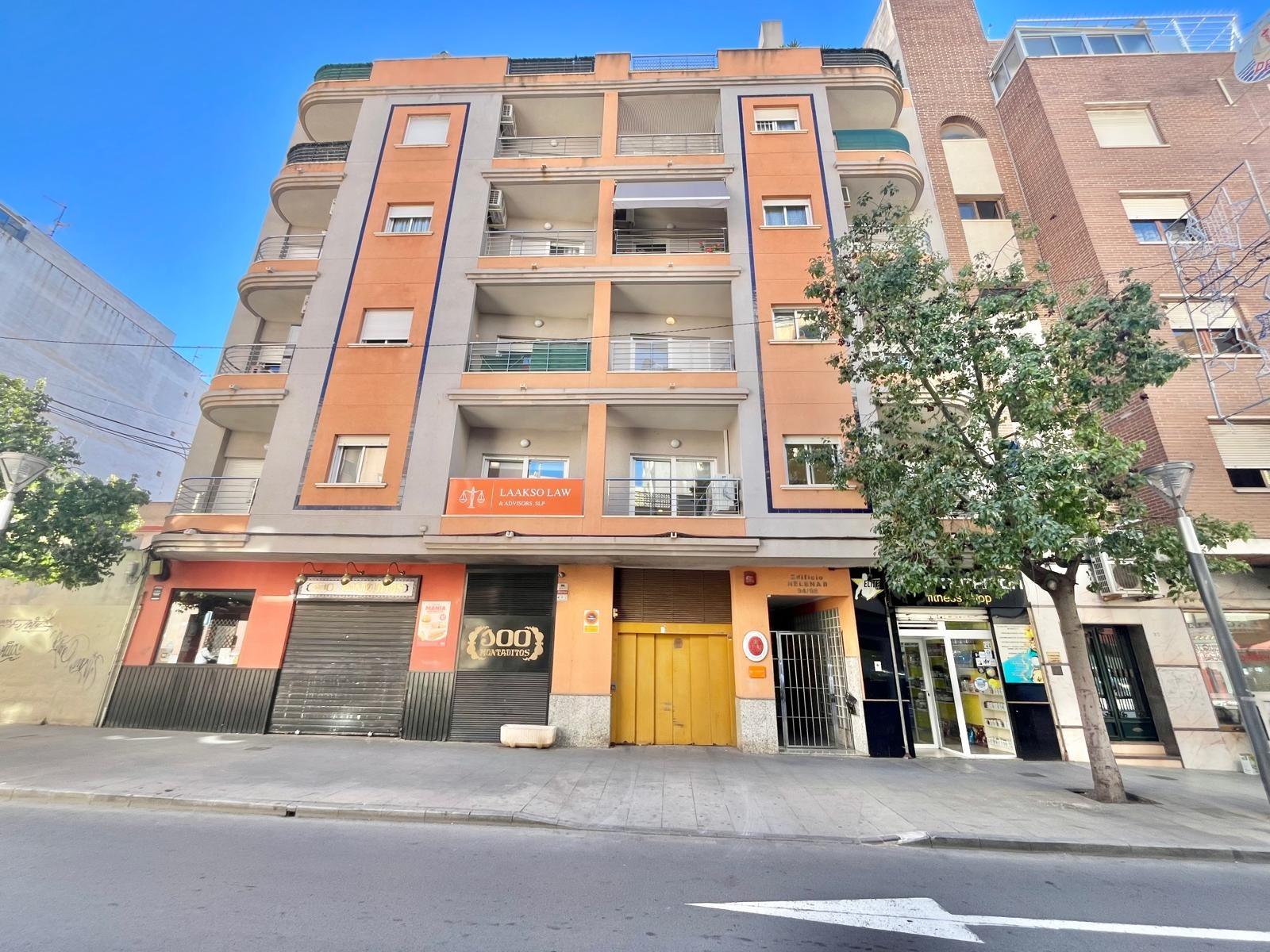 3 Bed, 2 Bath, ApartmentFor Sale, Torrevieja, Alicante