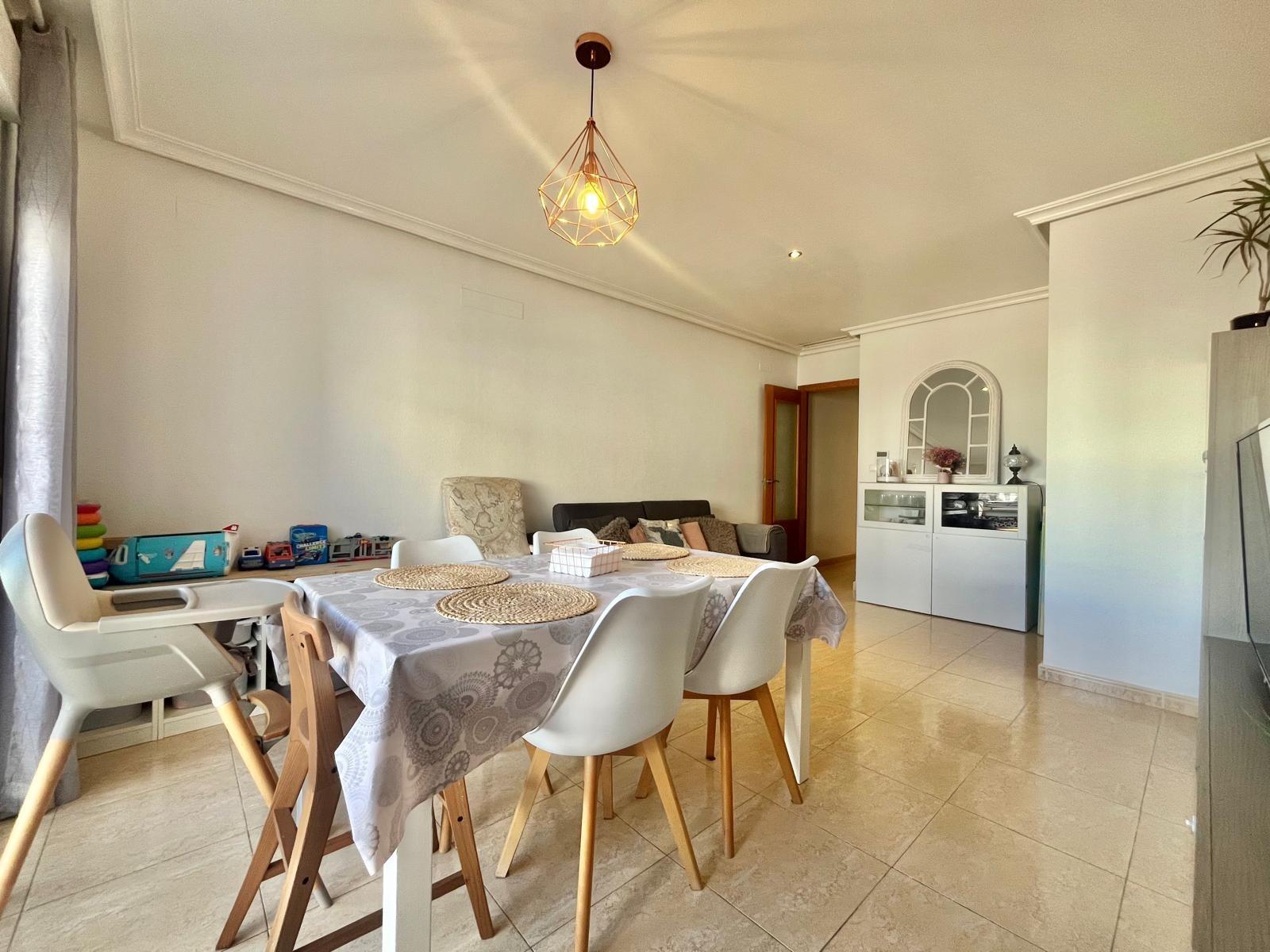 3 Bed, 2 Bath, ApartmentFor Sale, Torrevieja, Alicante