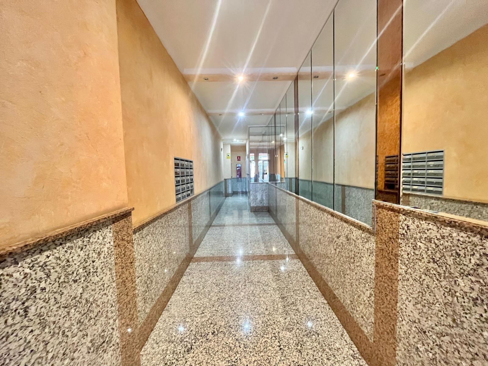 3 Bed, 2 Bath, ApartmentFor Sale, Torrevieja, Alicante