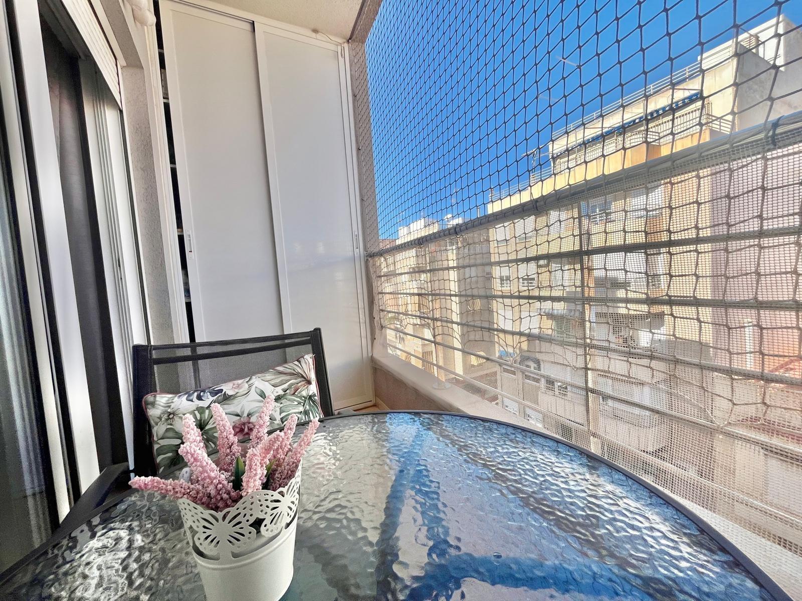 3 Bed, 2 Bath, ApartmentFor Sale, Torrevieja, Alicante