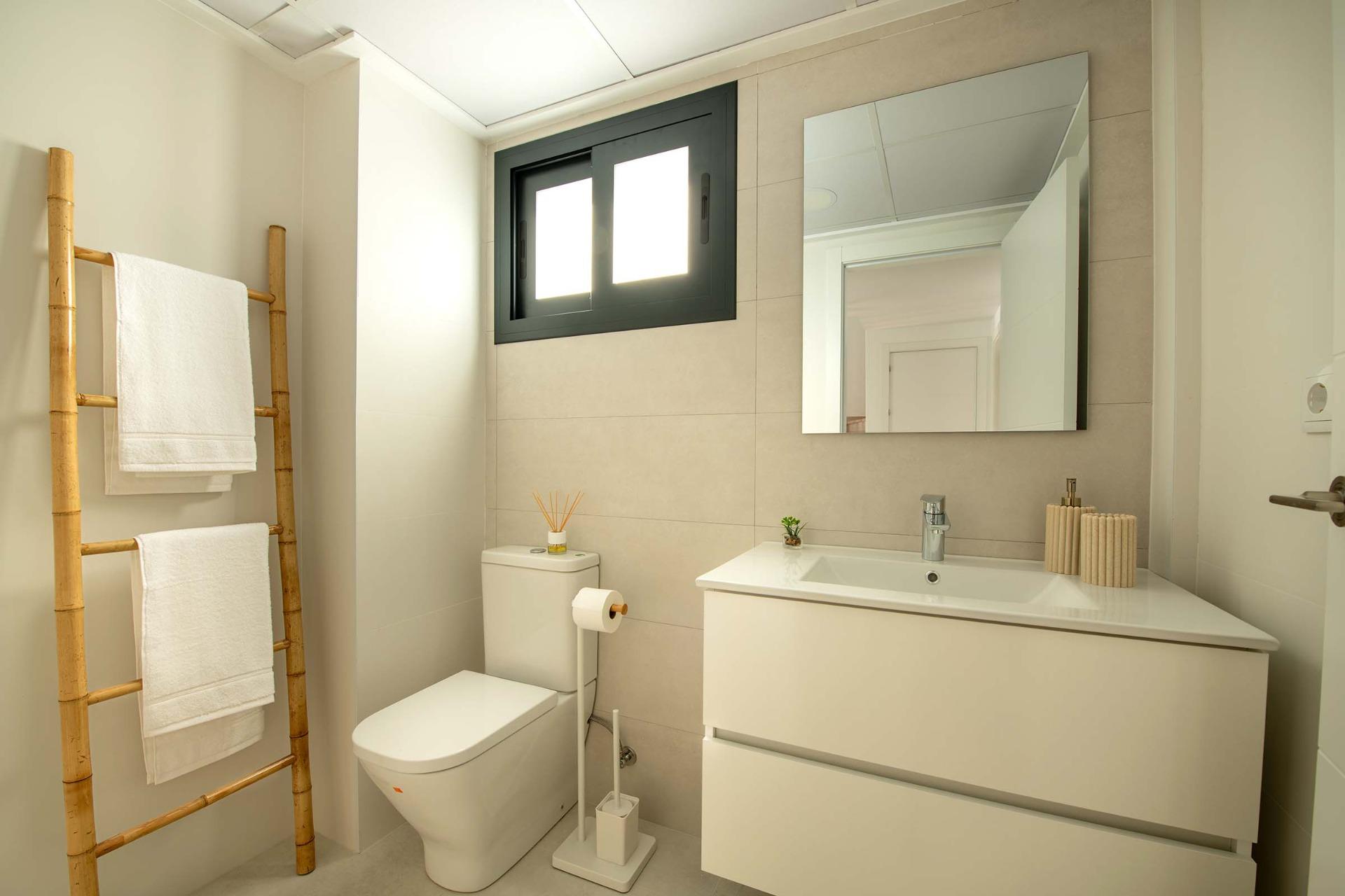 3 Bed, 2 Bath, HouseFor Sale, Cox, Alicante