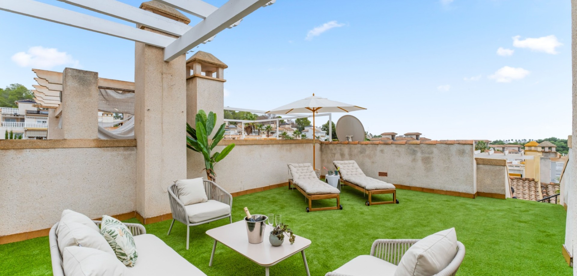 2 Bed, 1 Bath, HouseFor Sale, Orihuela Costa, Alicante