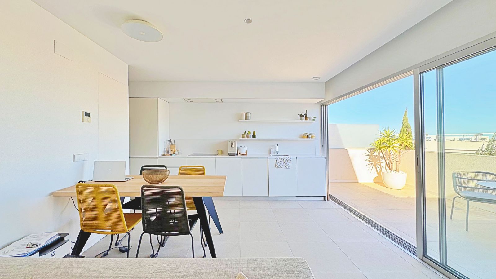 3 Bed, 2 Bath, ApartmentFor Sale, Torrevieja, Alicante