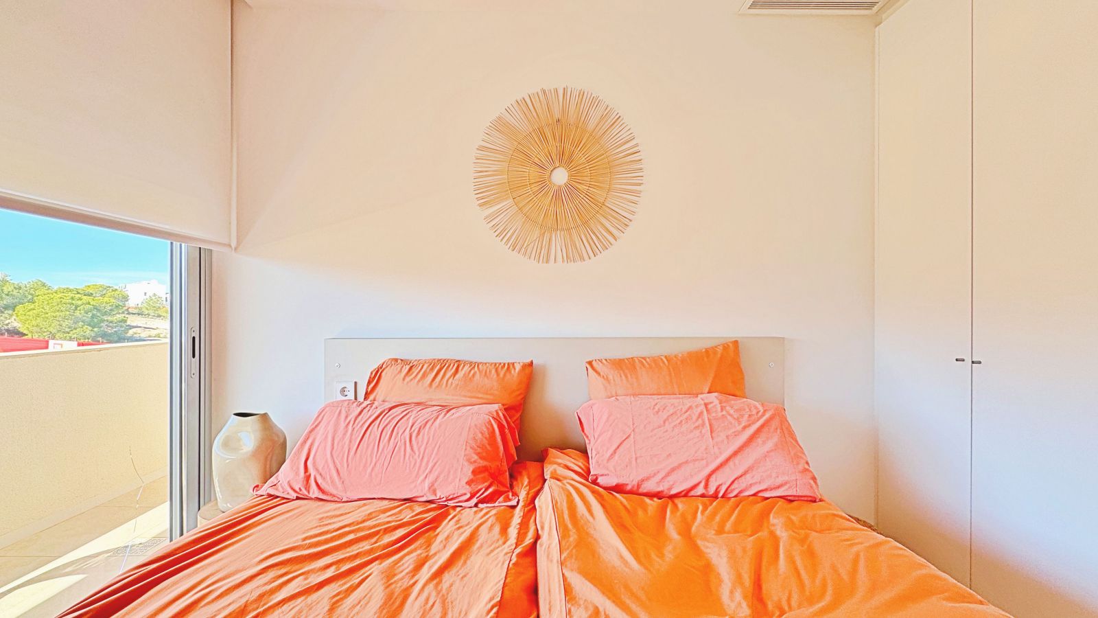 3 Bed, 2 Bath, ApartmentFor Sale, Torrevieja, Alicante