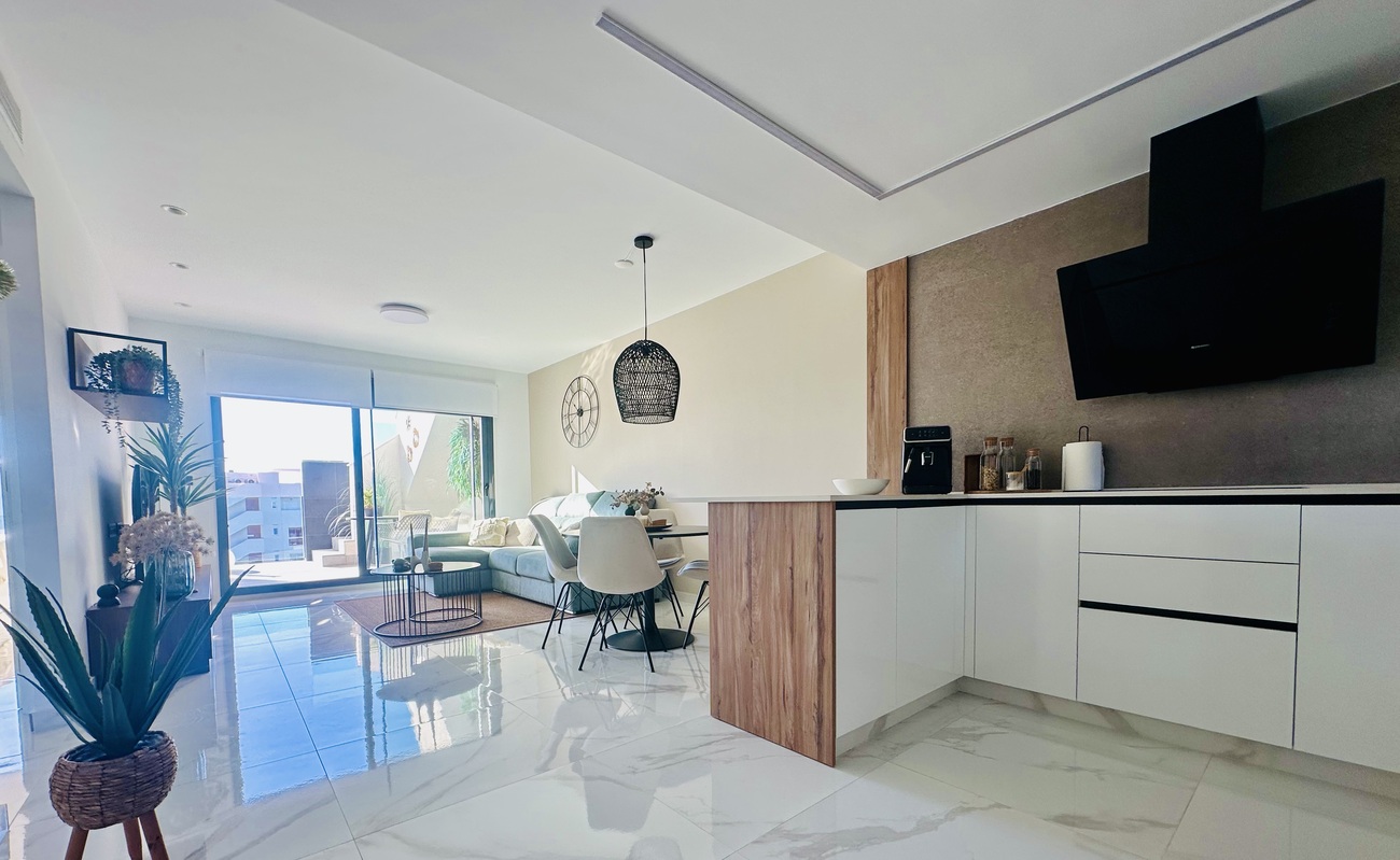 2 Bed, 2 Bath, ApartmentFor Sale, Guardamar Del Segura, Alicante