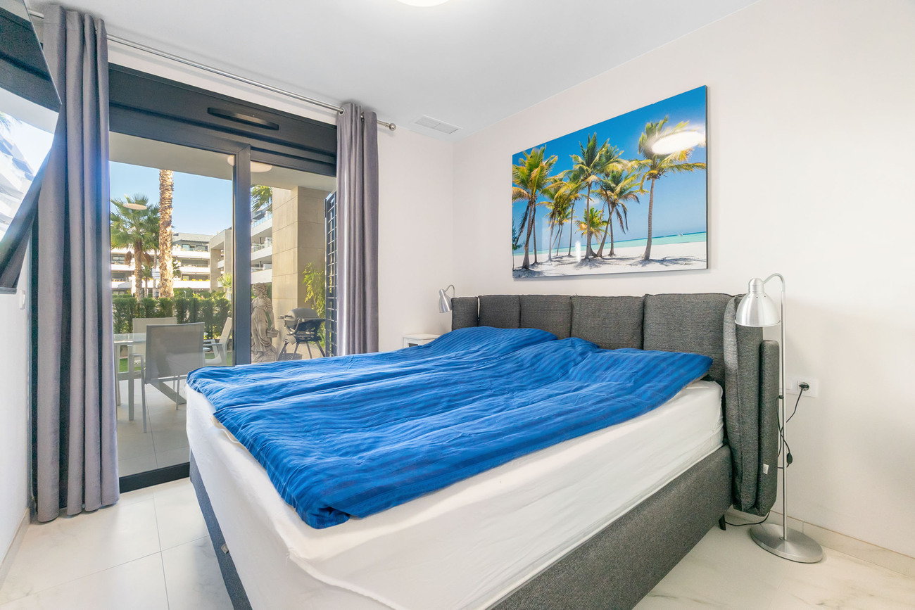 2 Bed, 1 Bath, ApartmentFor Sale, Playa Flamenca, Alicante