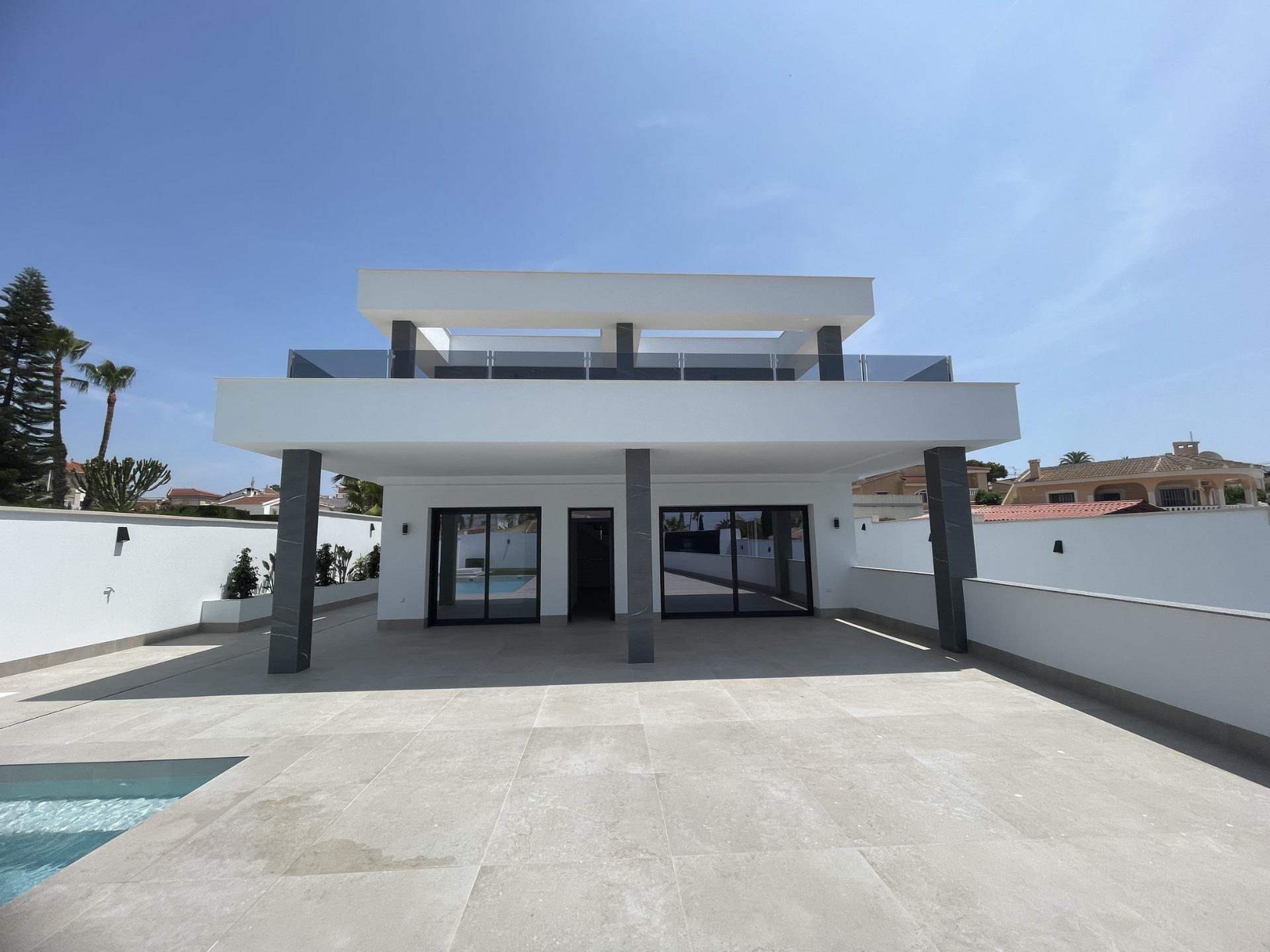 3 Bed, 4 Bath, HouseFor Sale, Rojales, Alicante