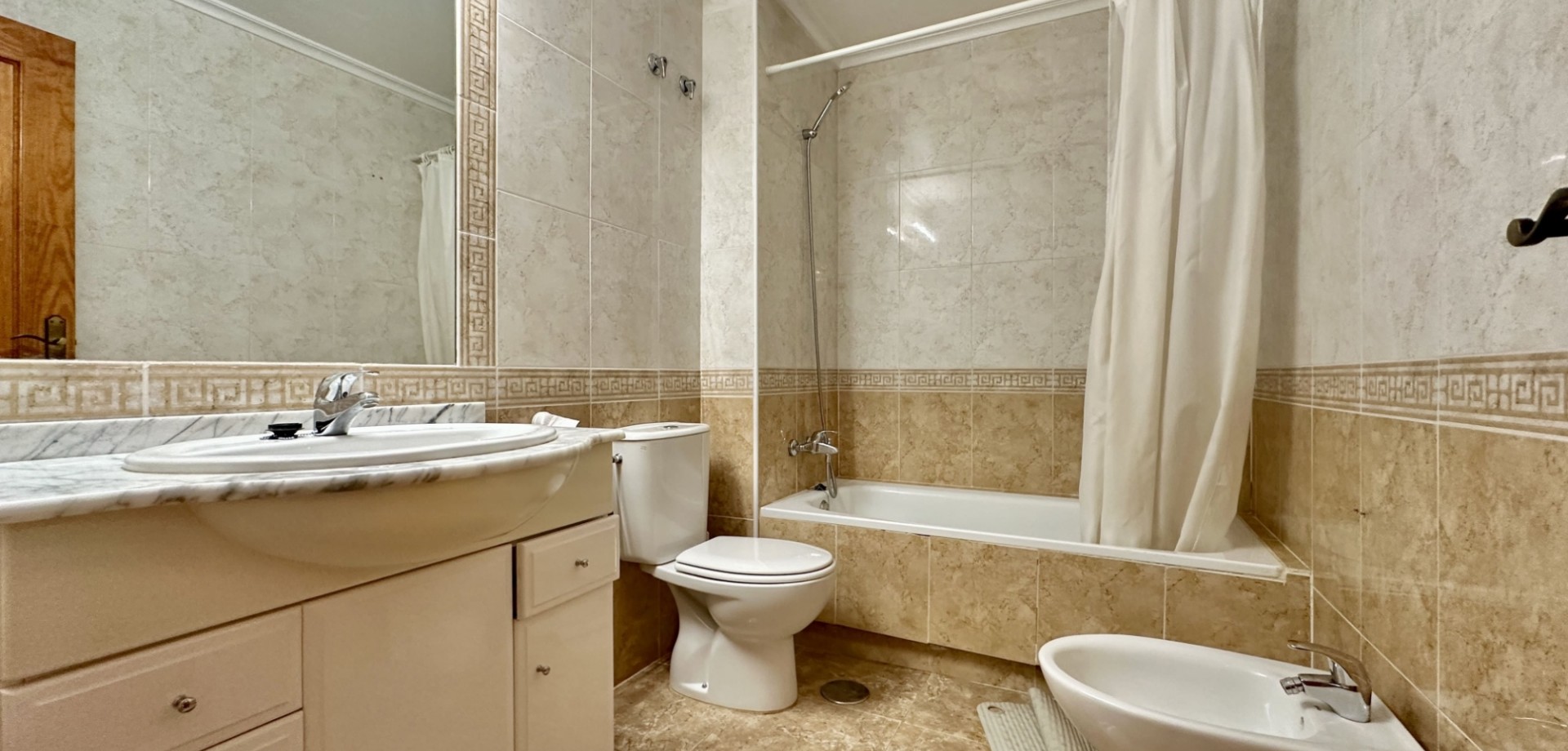 2 Bed, 1 Bath, ApartmentFor Sale, Orihuela Costa, Alicante