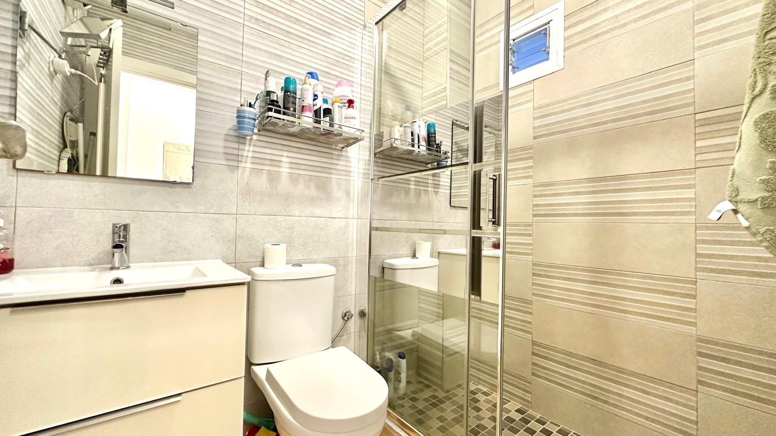 1 Bed, 1 Bath, ApartmentFor Sale, Torrevieja, Alicante