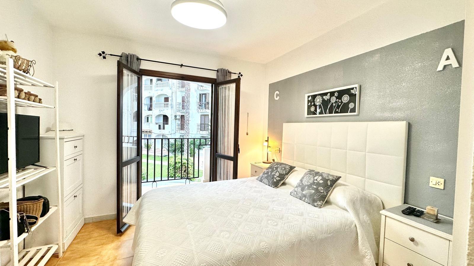 1 Bed, 1 Bath, ApartmentFor Sale, Torrevieja, Alicante