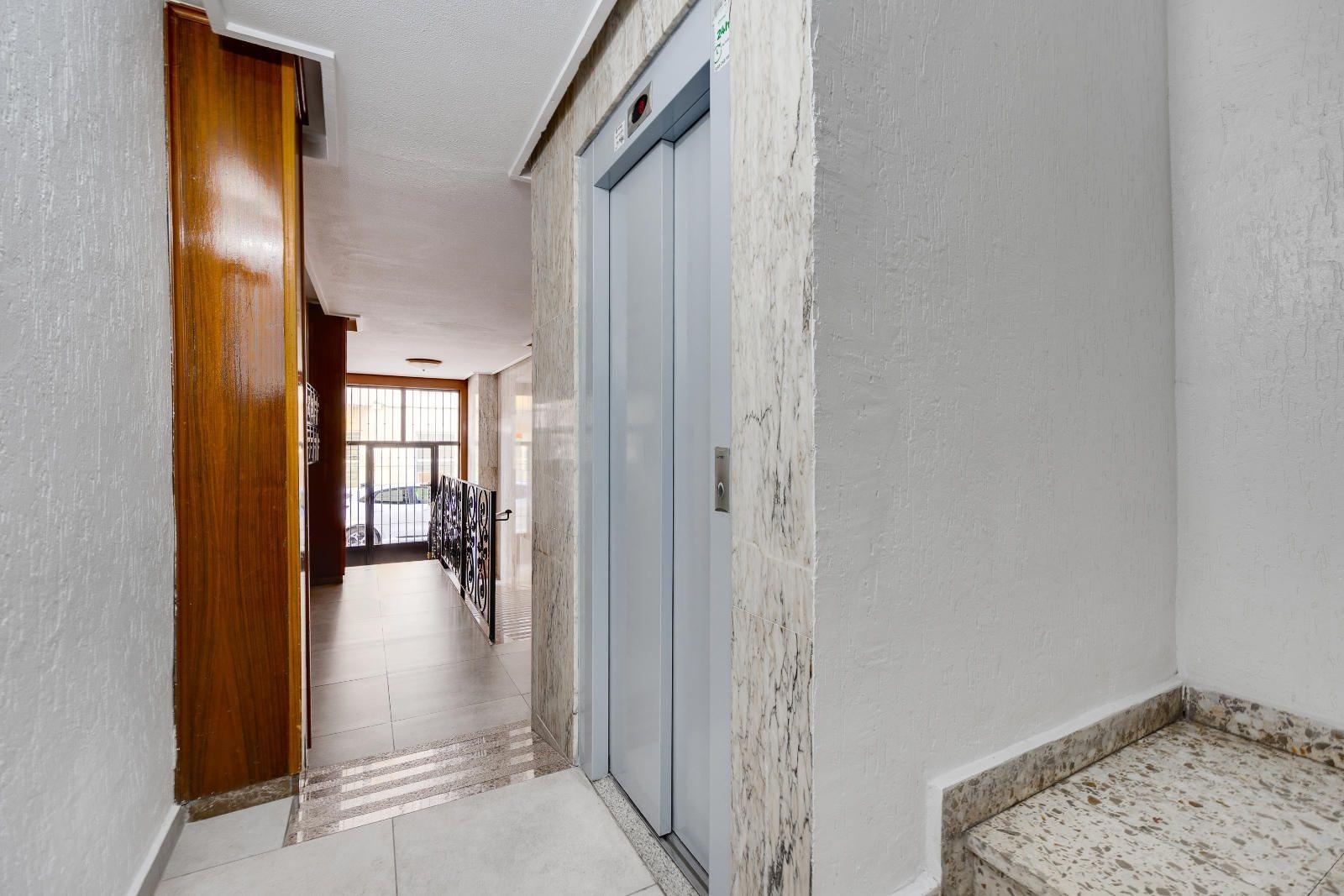 2 Bed, 2 Bath, ApartmentFor Sale, Torrevieja, Alicante