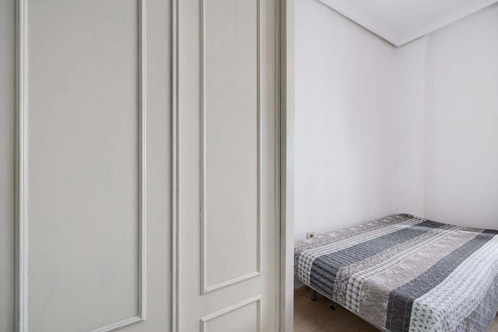 2 Bed, 1 Bath, ApartmentFor Sale, Torrevieja, Alicante