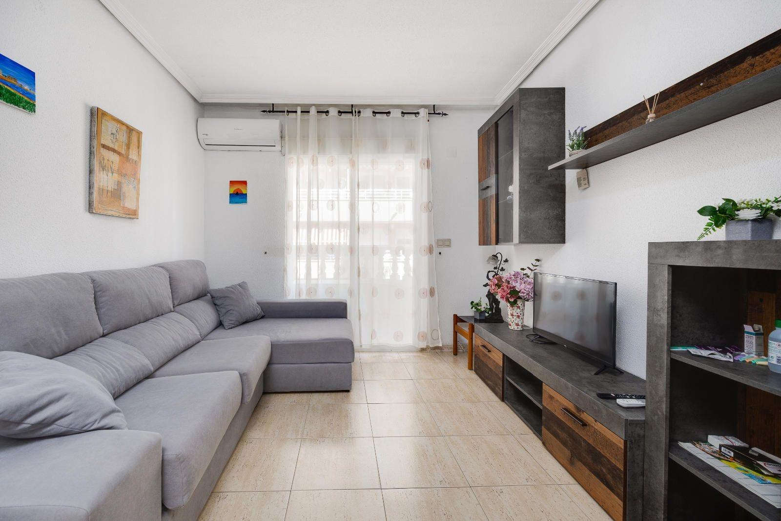 2 Bed, 1 Bath, ApartmentFor Sale, Torrevieja, Alicante