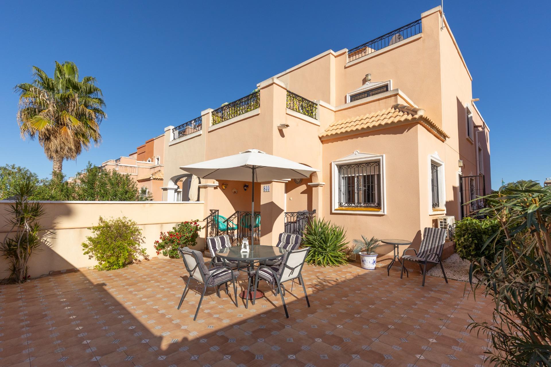 3 Bed, 2 Bath, HouseFor Sale, Orihuela Costa, Alicante