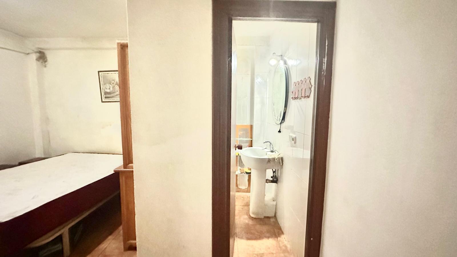 3 Bed, 2 Bath, ApartmentFor Sale, Torrevieja, Alicante