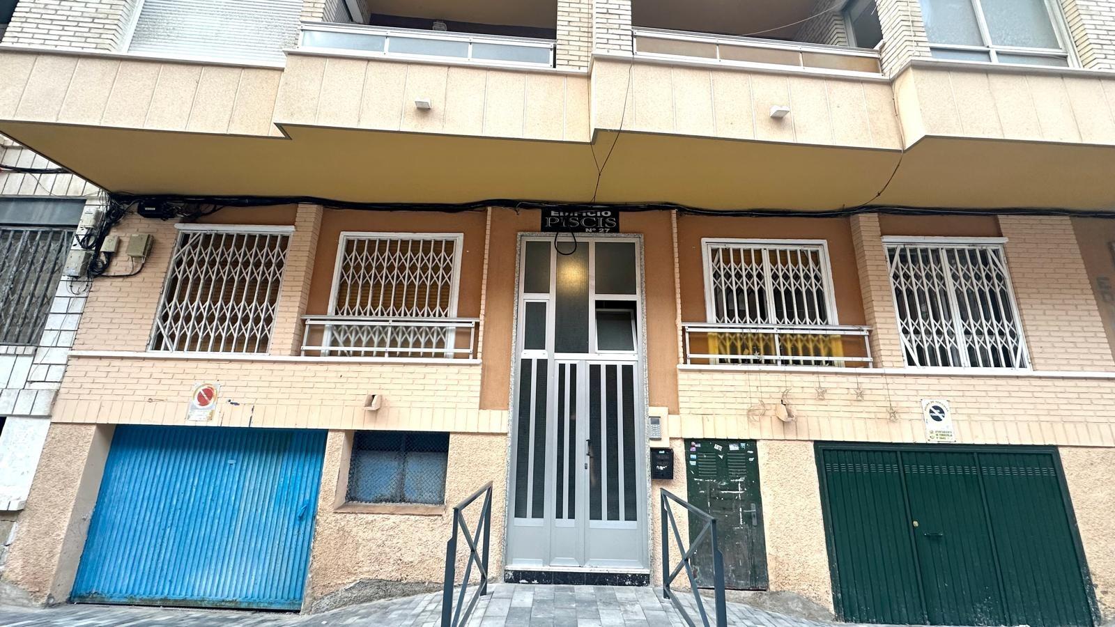 3 Bed, 2 Bath, ApartmentFor Sale, Torrevieja, Alicante