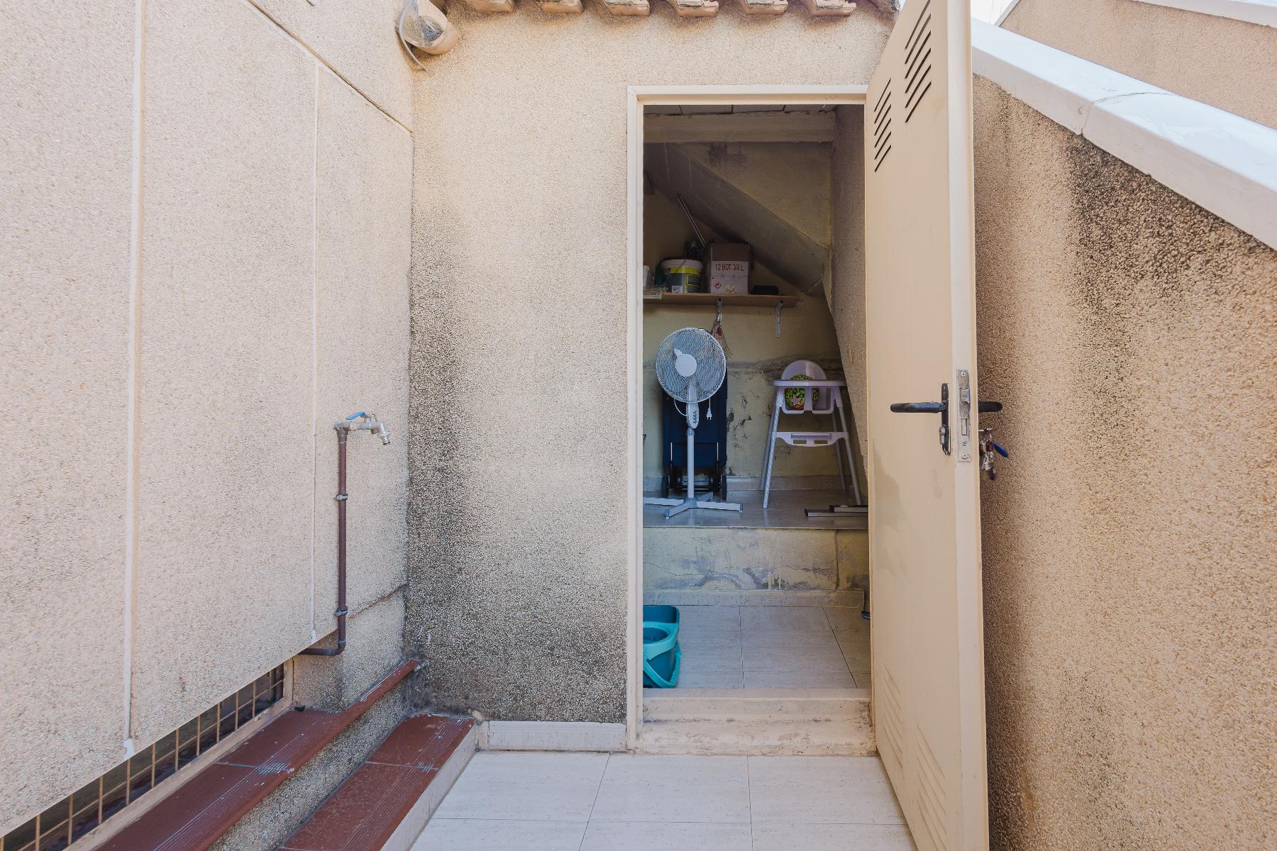 2 Bed, 1 Bath, HouseFor Sale, Torrevieja, Alicante