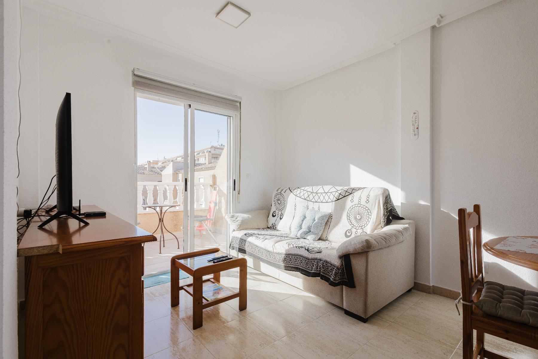 2 Bed, 1 Bath, HouseFor Sale, Torrevieja, Alicante