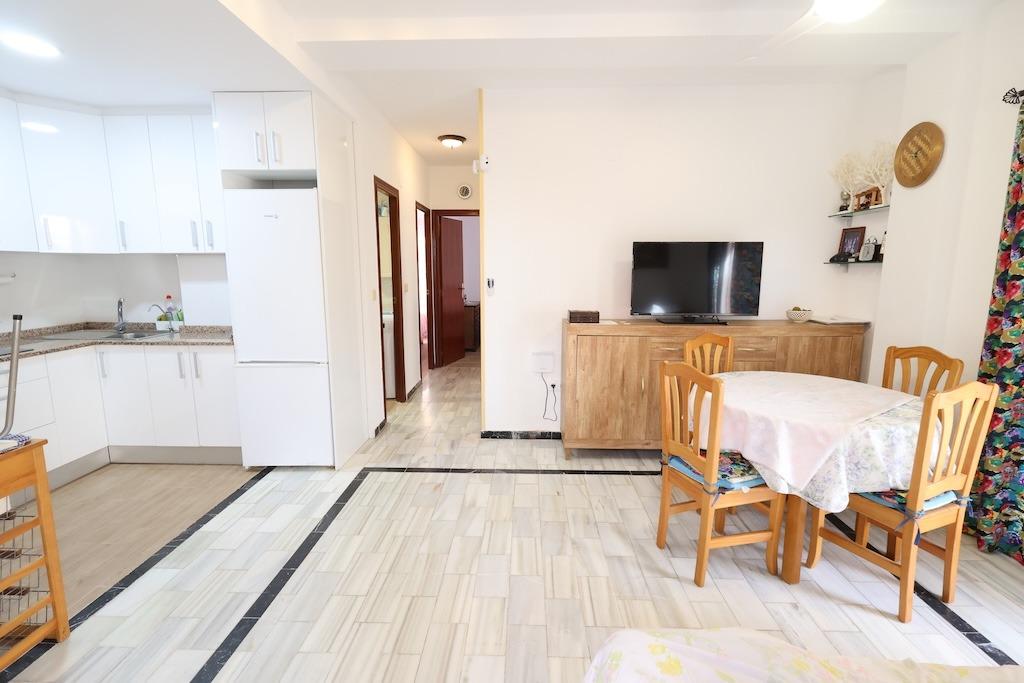 3 Bed, 1 Bath, ApartmentFor Sale, Torrevieja, Alicante