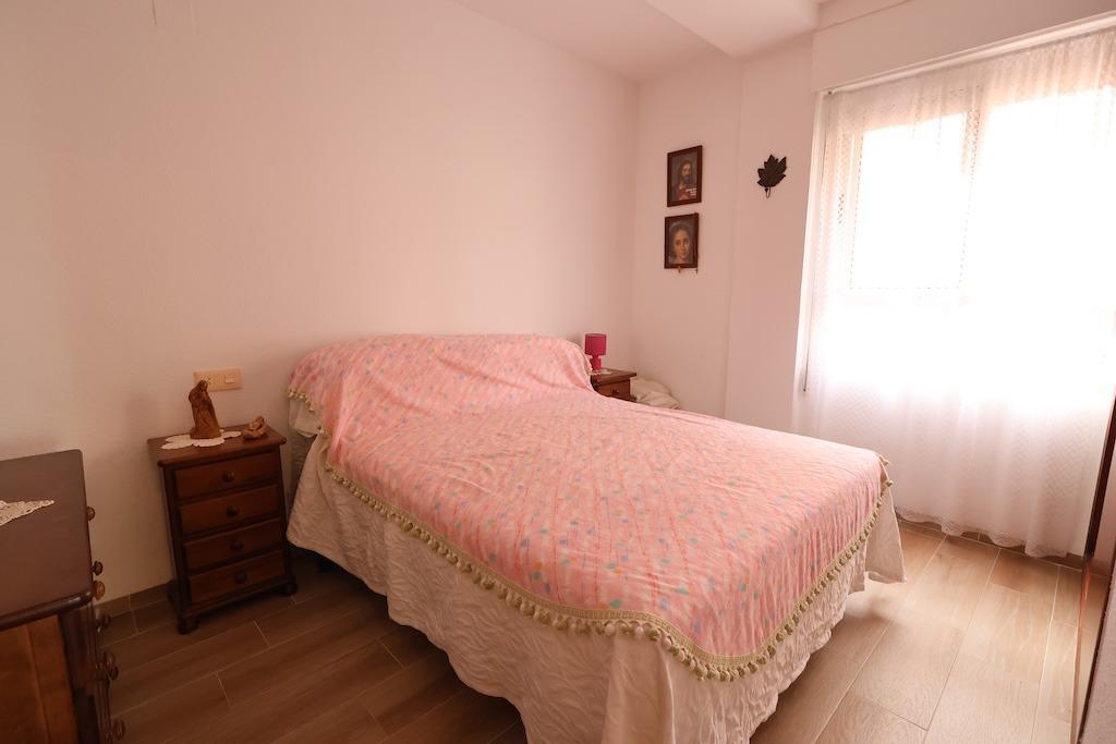 3 Bed, 1 Bath, ApartmentFor Sale, Torrevieja, Alicante