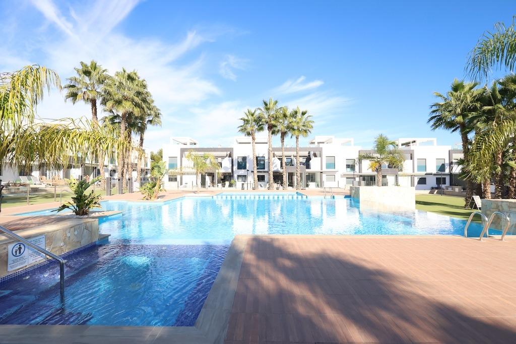 2 Bed, 2 Bath, ApartmentFor Sale, Orihuela Costa, Alicante