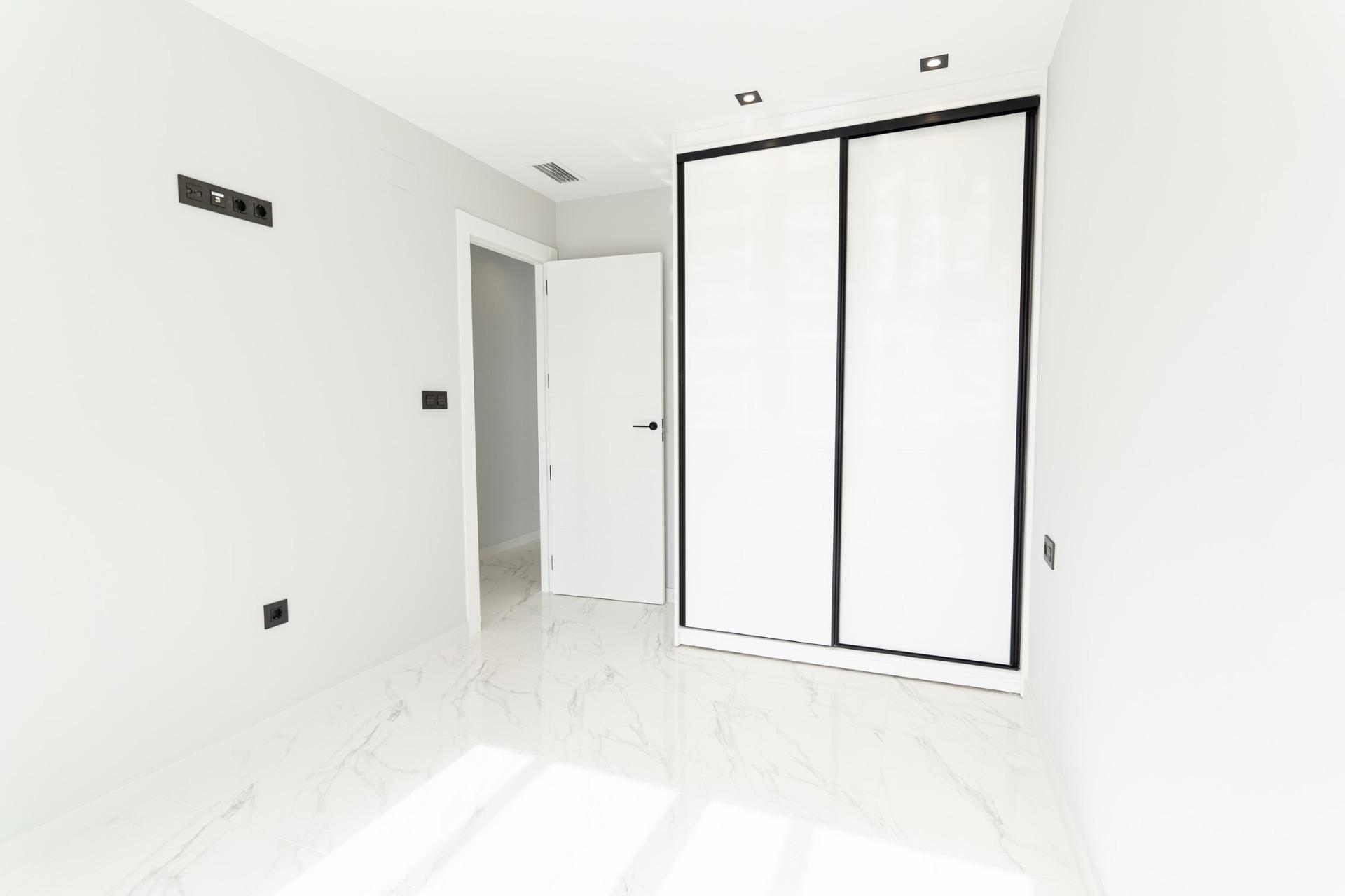 4 Bed, 3 Bath, HouseFor Sale, Orihuela Costa, Alicante