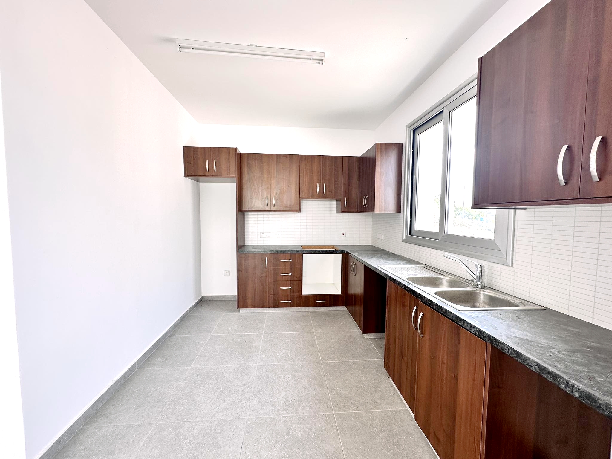 3 Bed, 2 Bath, HouseFor Sale, Paphos, Paphos