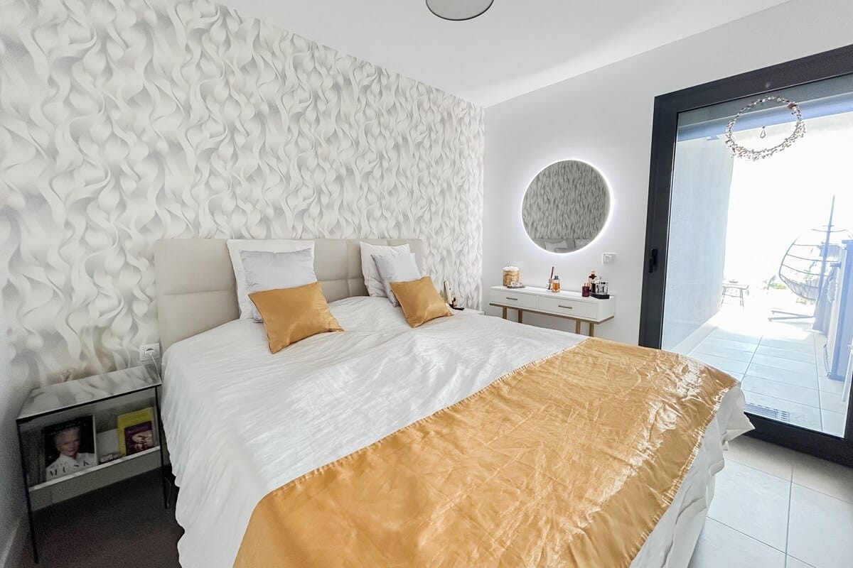 2 Bed, 2 Bath, ApartmentFor Sale, La Duquesa, Malaga