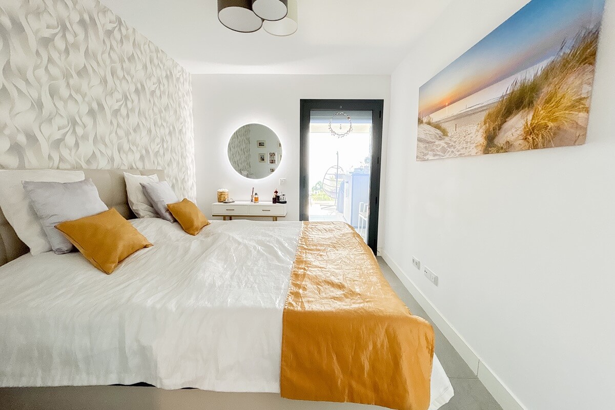 2 Bed, 2 Bath, ApartmentFor Sale, La Duquesa, Malaga