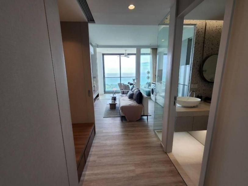 4 Bath, ApartmentFor Sale, North - Hua Hin, Prachuap Khiri Khan