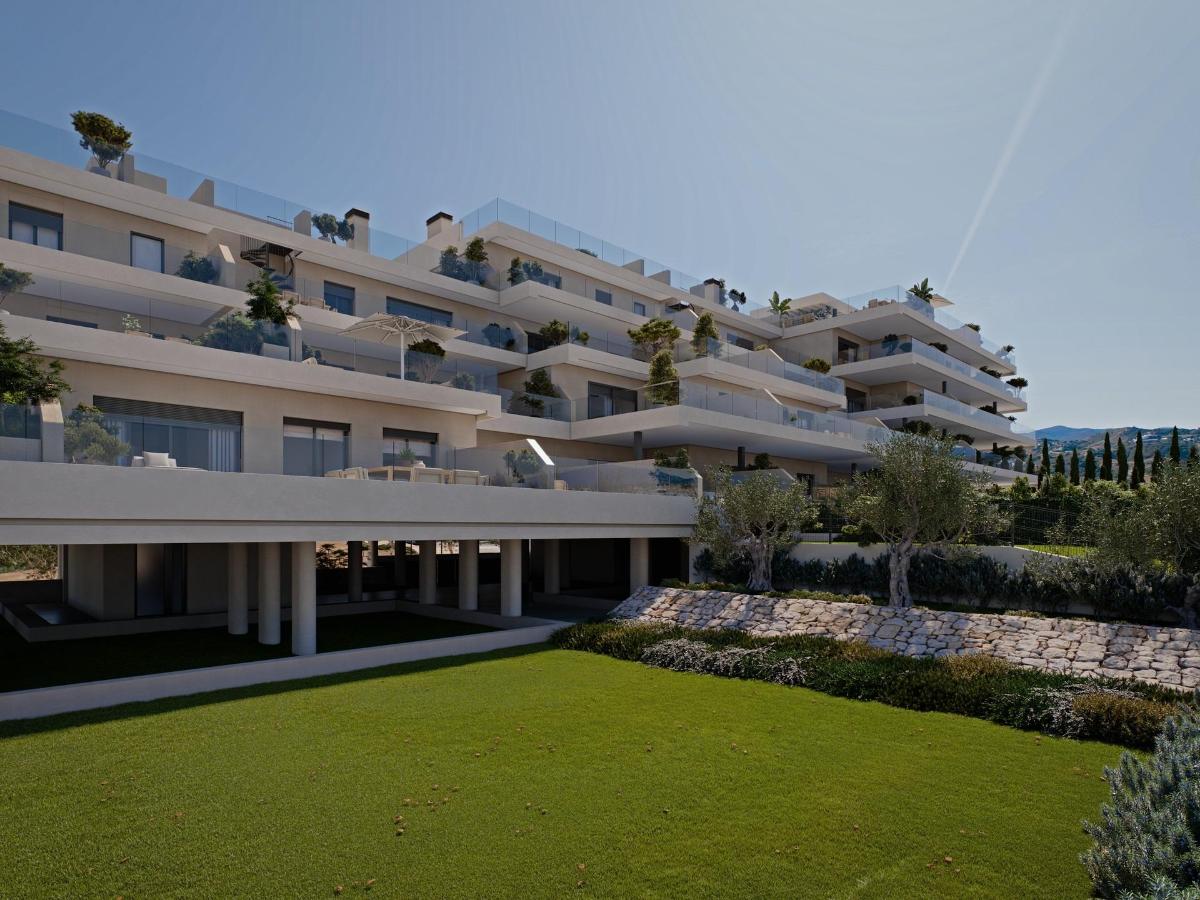 3 Bed, 2 Bath, ApartmentFor Sale, Estepona, Costa del Sol