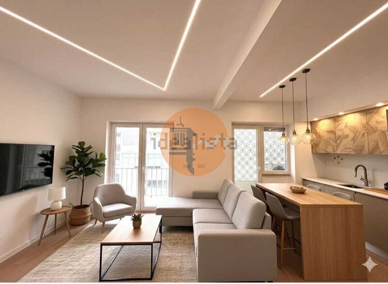 2 Bed, 1 Bath, ApartmentFor Sale, Almada, Setubal