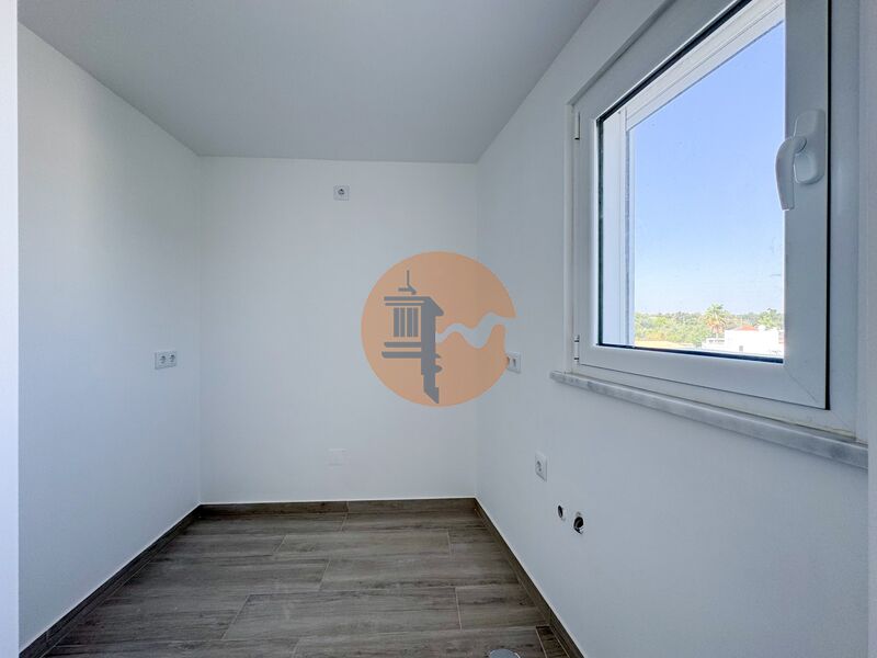 3 Bed, 2 Bath, ApartmentFor Sale, Castro Marim, Faro